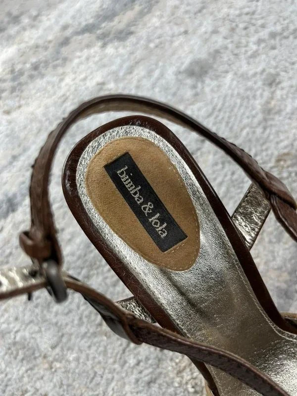 Bimba Y Lola Sandálias plataforma femininas de couro marrom com salto slingback Tamanho 39EU – photo 5